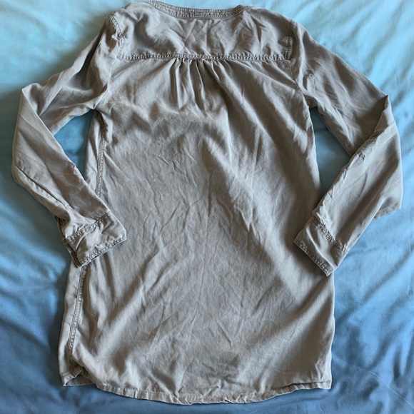 Express Lace Up High Low Blouse - Picture 2 of 10